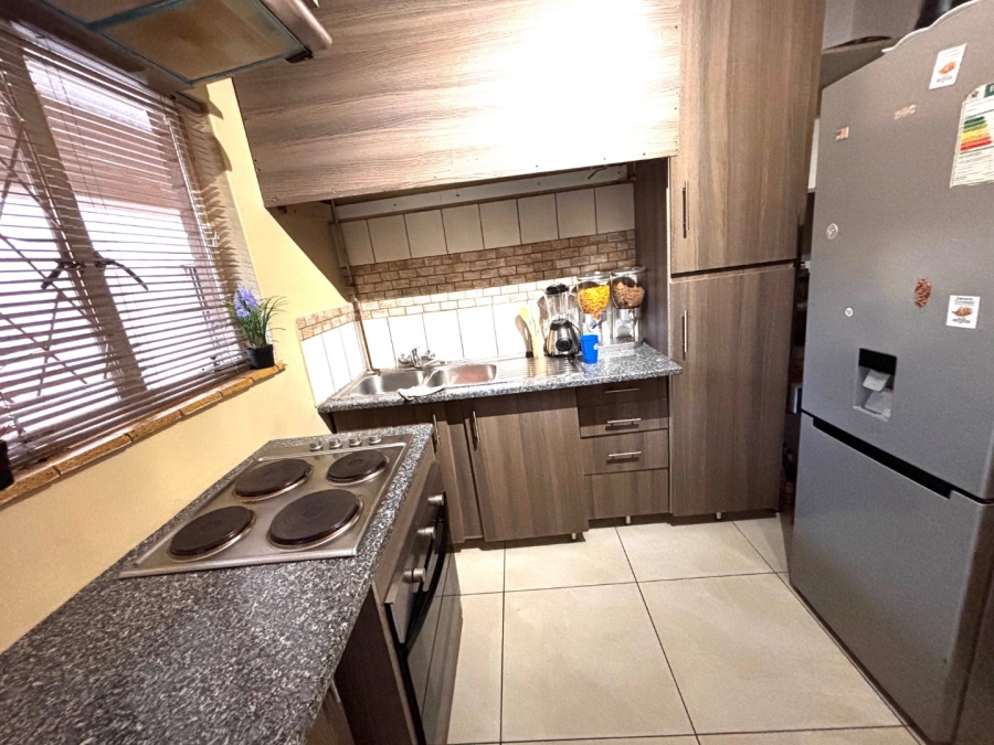 1 Bedroom Property for Sale in Wilkeville North West